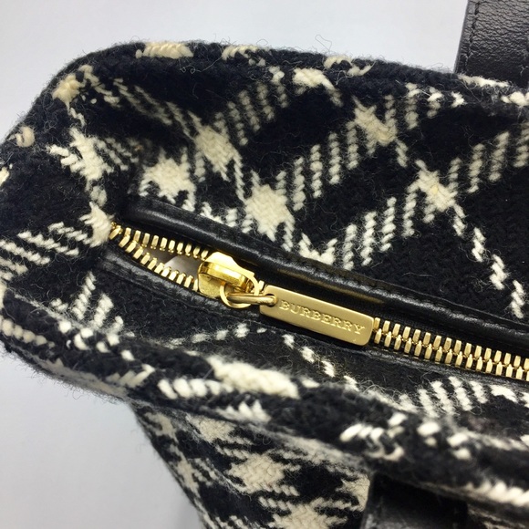 Burberry London Small Wool Check Purse Bag - Picture 5 of 17